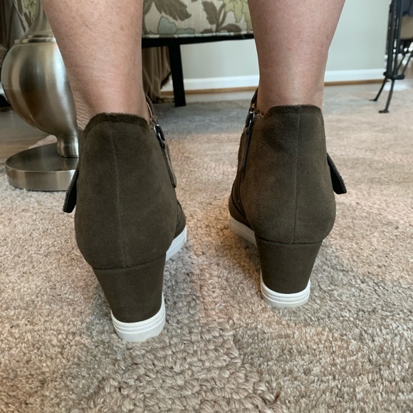 Paolo High Top Wedge Sneaker - Picture 4 of 8